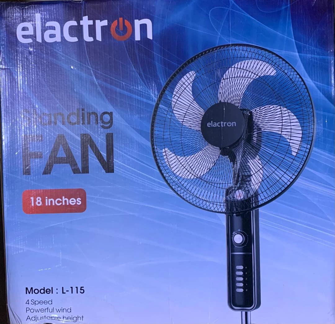 Ventilateur Elactron 18′ sur pied avec télécommande noir L96